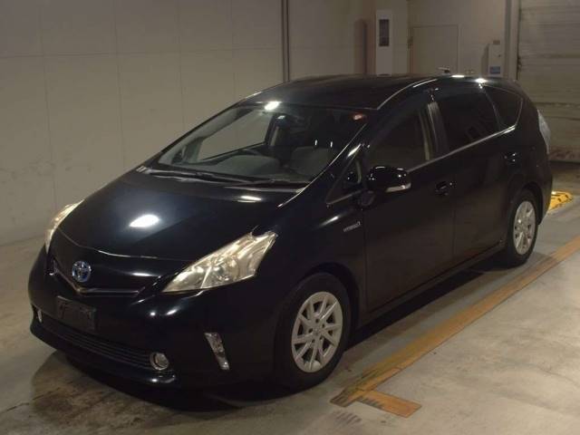 4449 TOYOTA PRIUS ALPHA ZVW41W 2012 г. (TAA Kyushu)